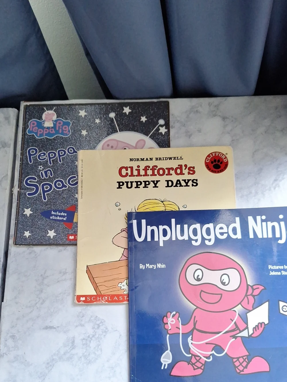 Childrens Books, Peppa Pig, Clifford Big Red Dog And Unplugged Ninja